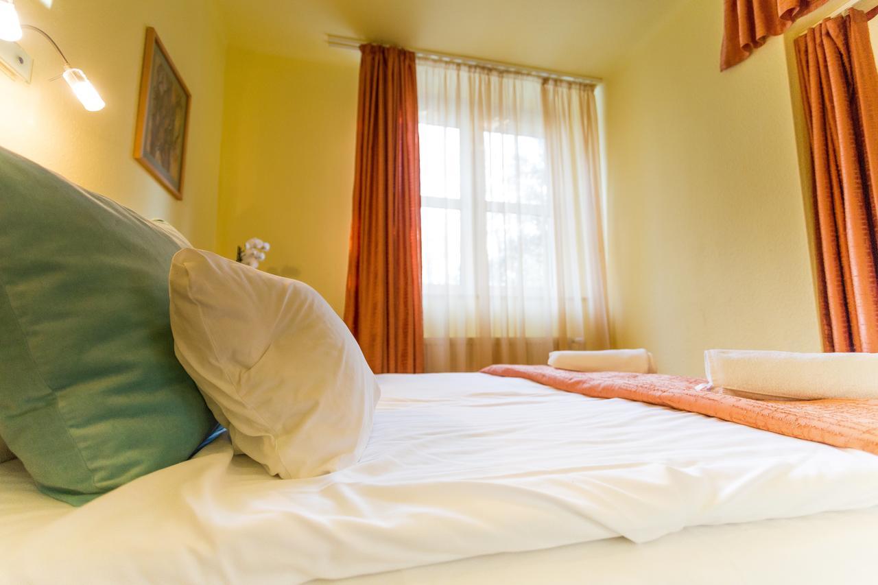 Salgo Hotel Salgótarján Dış mekan fotoğraf