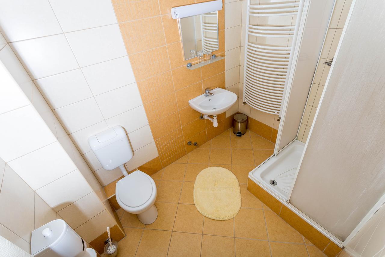 Salgo Hotel Salgótarján Dış mekan fotoğraf