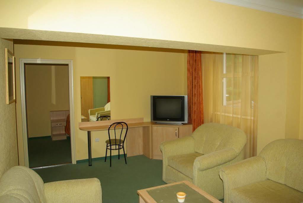 Salgo Hotel Salgótarján Dış mekan fotoğraf